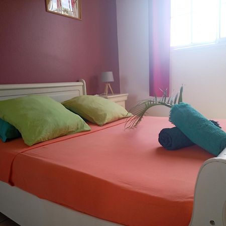 Happy Hippies House Apartment Сент-Роз Стая снимка