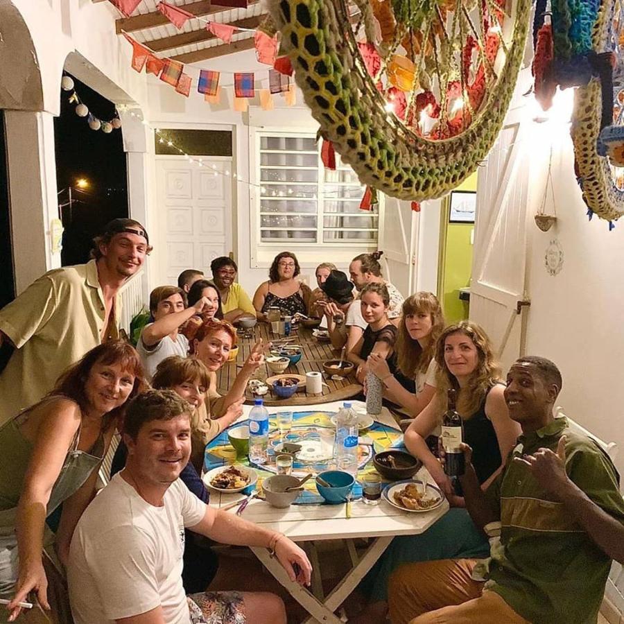 Happy Hippies House Apartment Сент-Роз Екстериор снимка