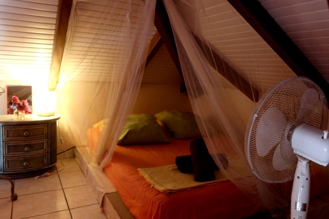 Happy Hippies House Apartment Сент-Роз Екстериор снимка