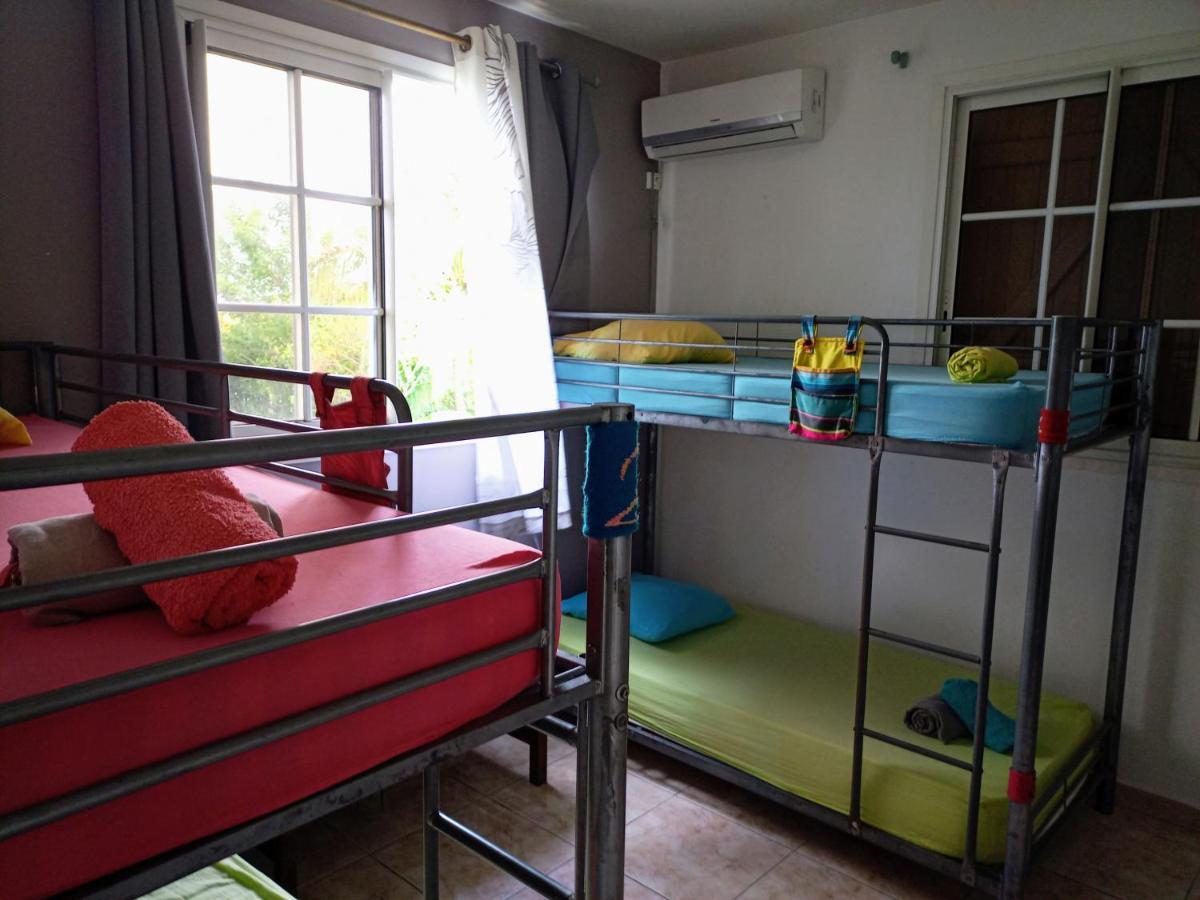Happy Hippies House Apartment Сент-Роз Стая снимка